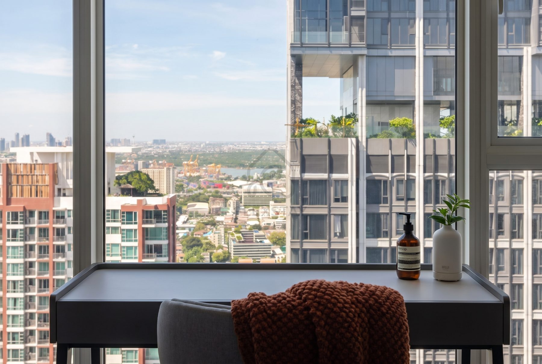 Loft Duplex · Thonglor · 36F · Pool & Gym furnished short-term rental in Thonglo, Bangkok